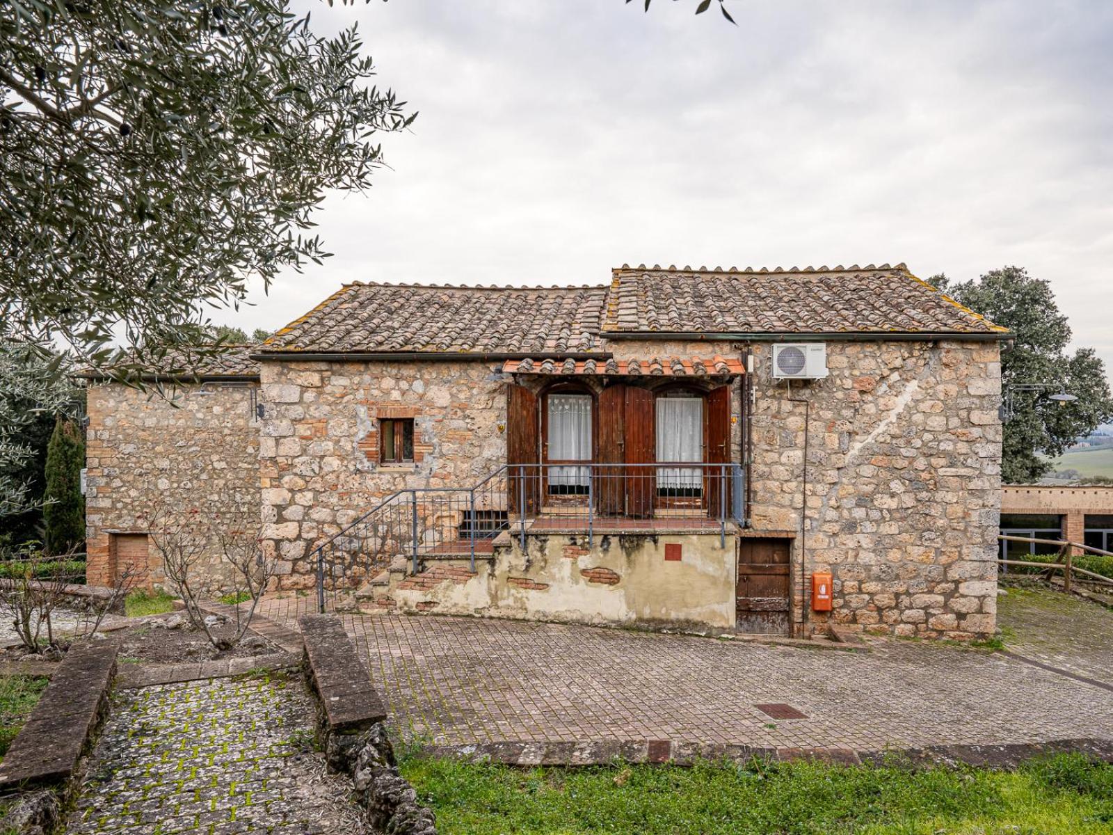 Antico Borgo Poggiarello * Monteriggioni
